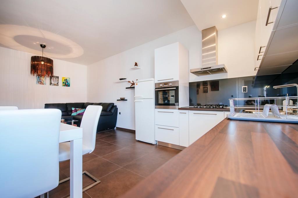 Golden Bridge Apartment With Private Parking Задар Номер фото