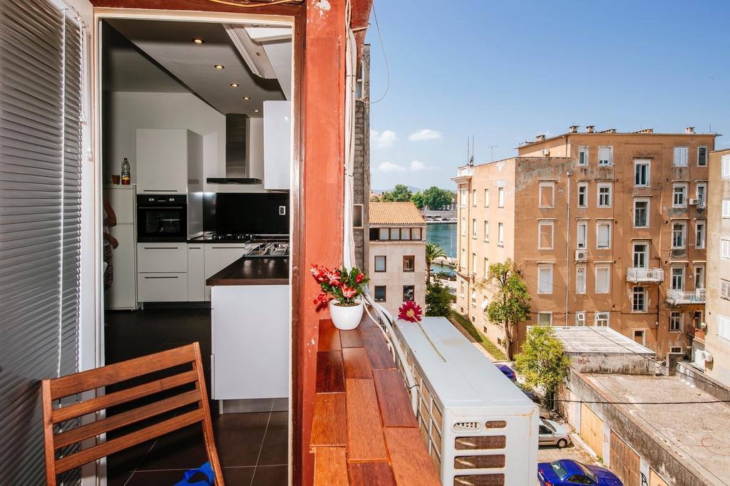 Golden Bridge Apartment With Private Parking Задар Номер фото